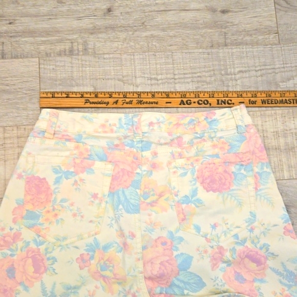 Size 12 Floral Rose Print Jeans - Picture 10 of 12